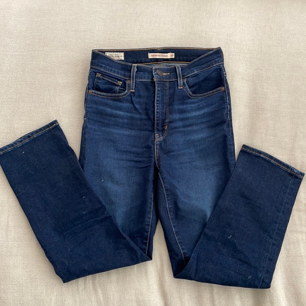 Levi’s 724 High Rise Straight Jean